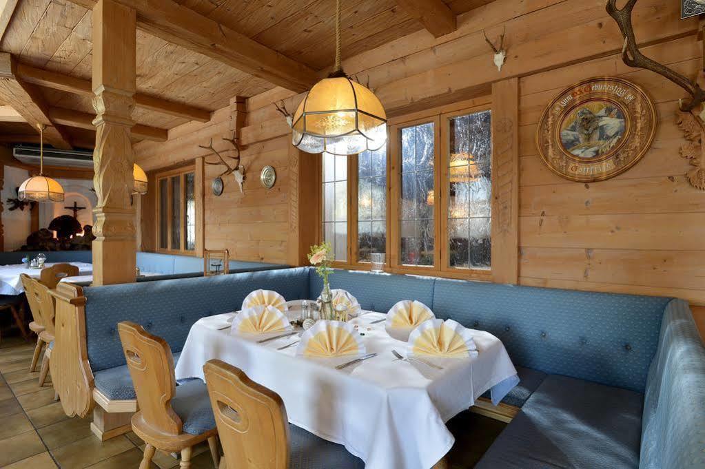 Hotel Restaurant Gradlwirt Niederndorf  Eksteriør billede