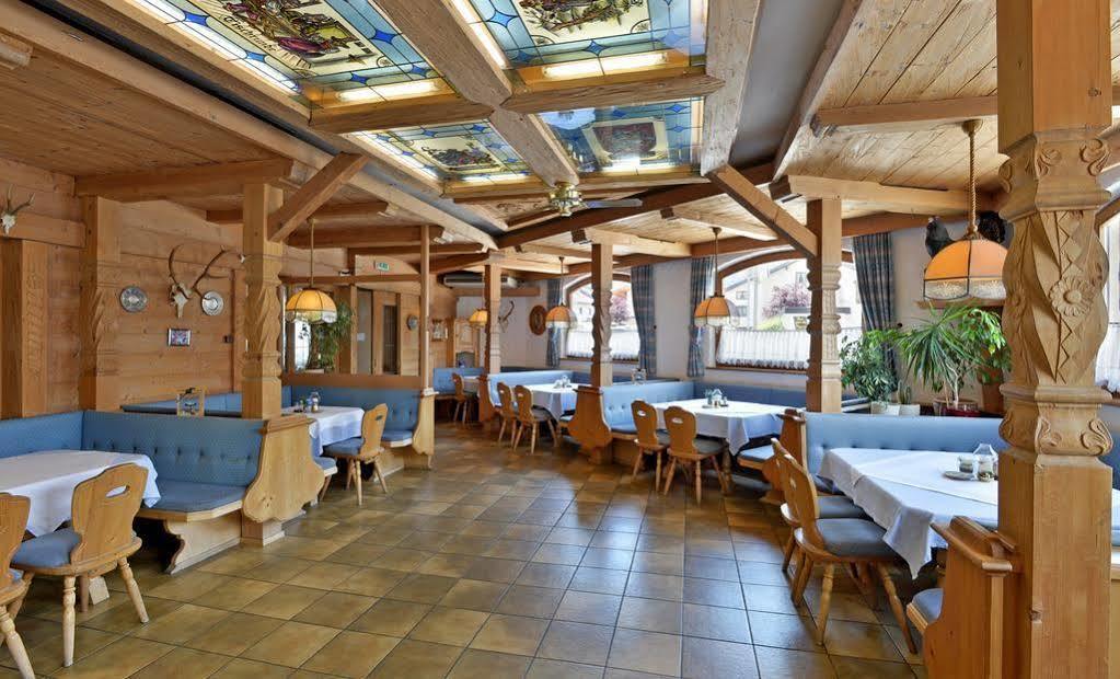 Hotel Restaurant Gradlwirt Niederndorf  Eksteriør billede