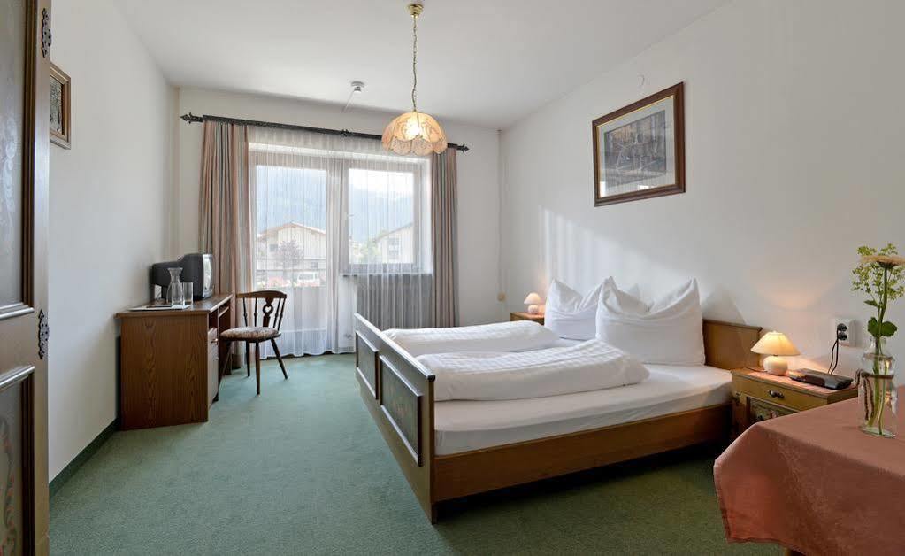 Hotel Restaurant Gradlwirt Niederndorf  Eksteriør billede