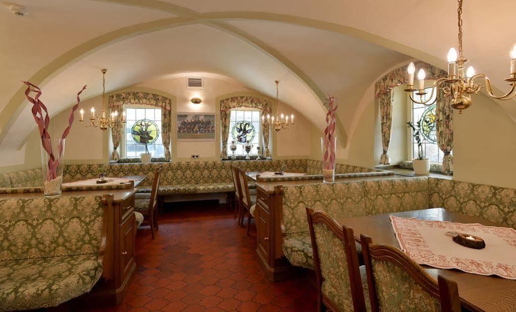 Hotel Restaurant Gradlwirt Niederndorf  Eksteriør billede