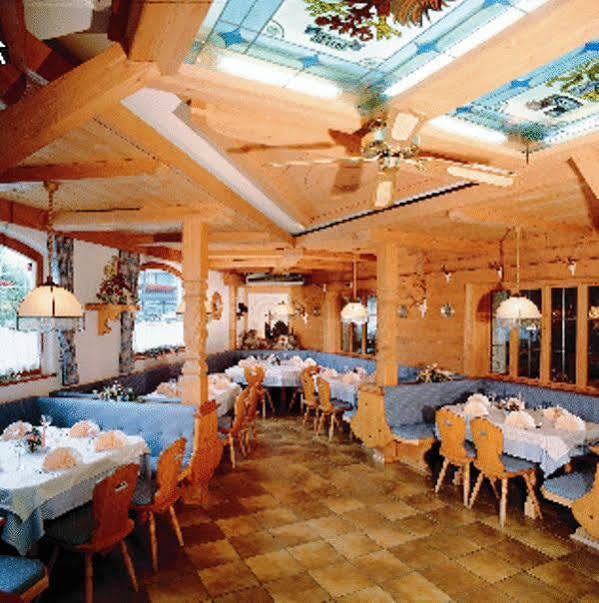 Hotel Restaurant Gradlwirt Niederndorf  Eksteriør billede