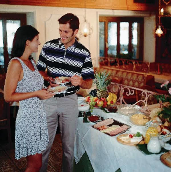 Hotel Restaurant Gradlwirt Niederndorf  Eksteriør billede