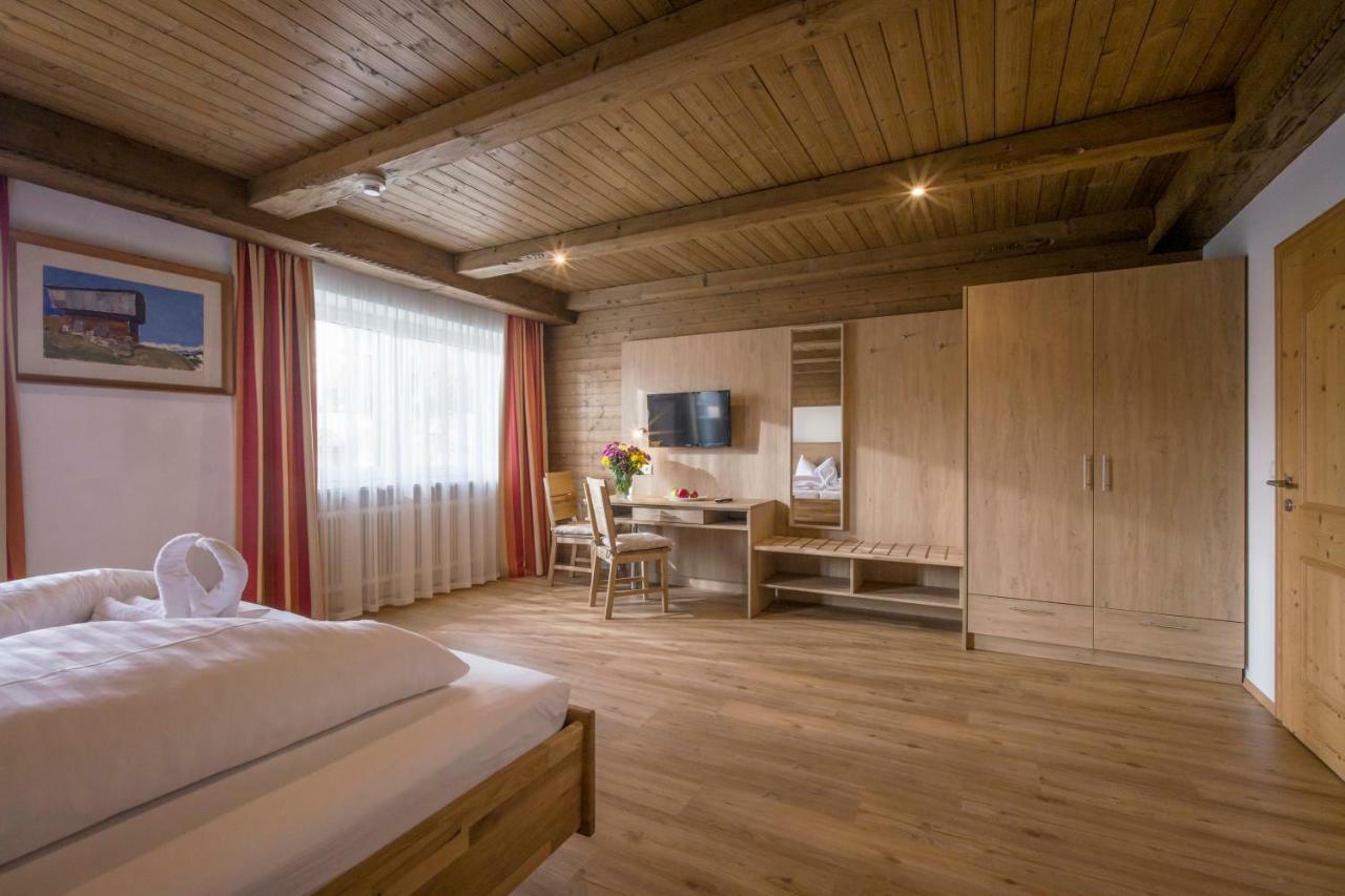 Hotel Restaurant Gradlwirt Niederndorf  Eksteriør billede